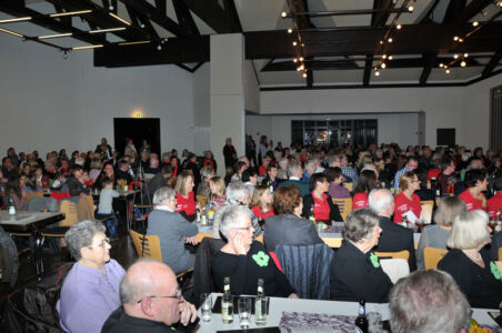 Es mussten noch Stühle geholt werden